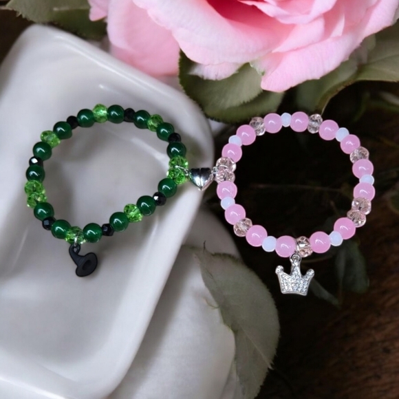 Wicked Inspired Friendship Bracelet 2pc Magnetic Heart Beaded Charm Set Jewelry - Picture 1 of 6